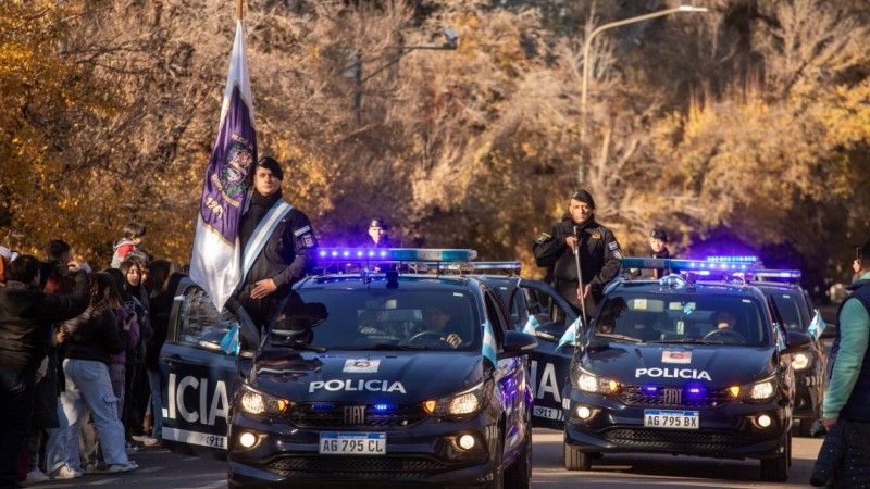 Este lunes la policía festeja su aniversario con un gran desfile